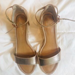 Seychelles Thyme Rose Gold Wedges